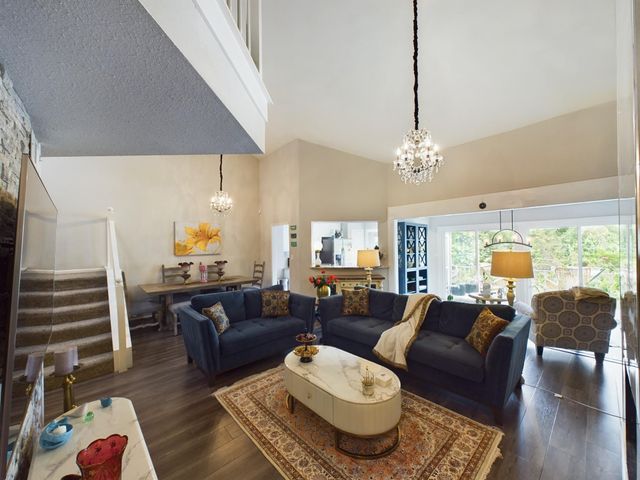 9400 Doliver Drive 35, Houston, TX 77063