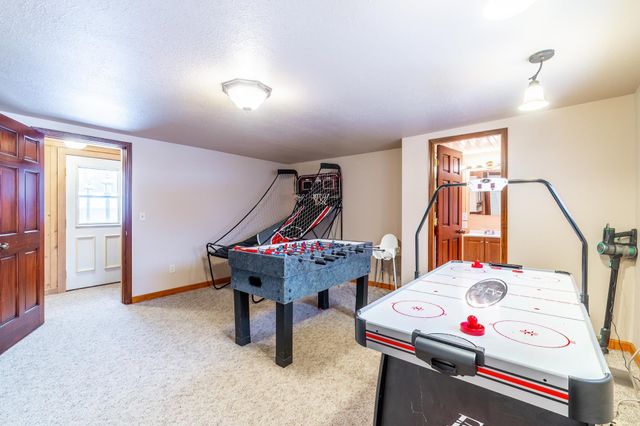 4685 W Nevada Mills Road, Angola, IN 46703