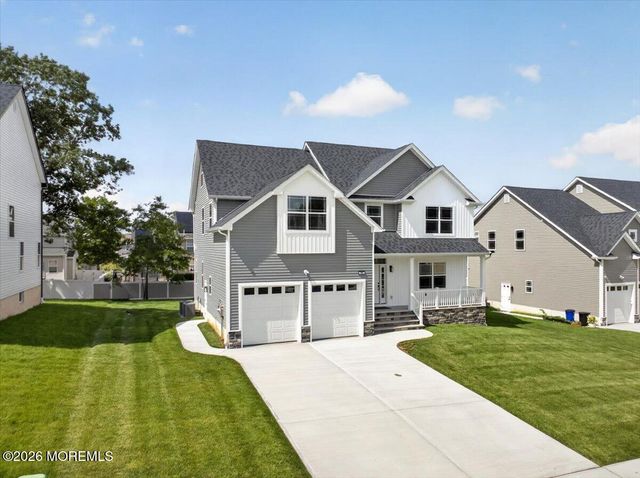 36 Watts Avenue, Barnegat, NJ 08005