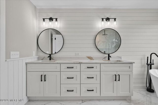 36 Watts Avenue, Barnegat, NJ 08005