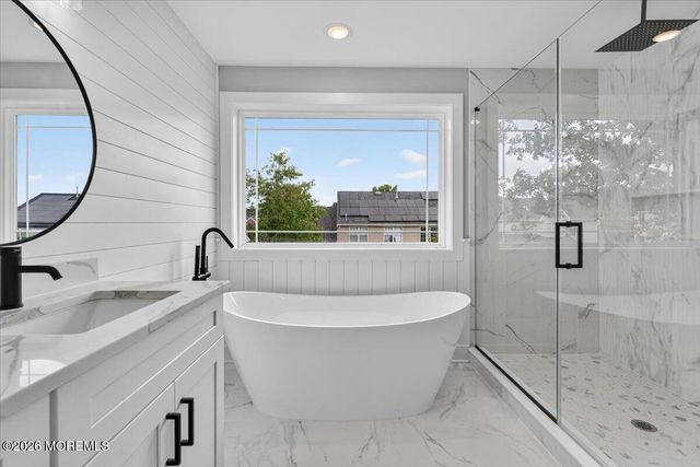 36 Watts Avenue, Barnegat, NJ 08005