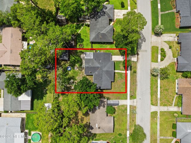8015 MENDOZA Drive, Jacksonville, FL 32217