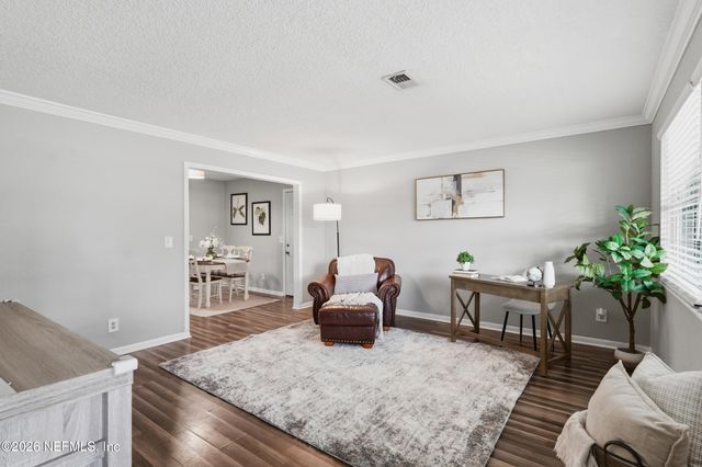 8015 MENDOZA Drive, Jacksonville, FL 32217