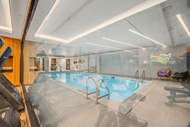 35-32 Leavitt Street 10A, Flushing, NY 11354