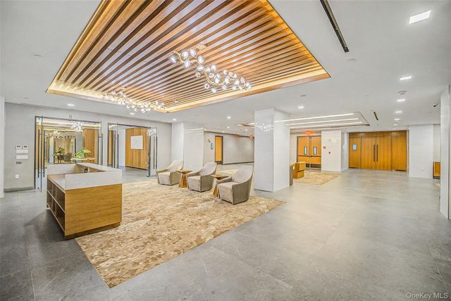 35-32 Leavitt Street 10A, Flushing, NY 11354