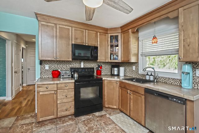 54 Bellevue Avenue, West Haven, CT 06516