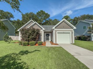 498 Stoney Field Drive, Moncks Corner, SC 29461