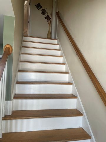 19 Annies Way, Springfield, MA 01119