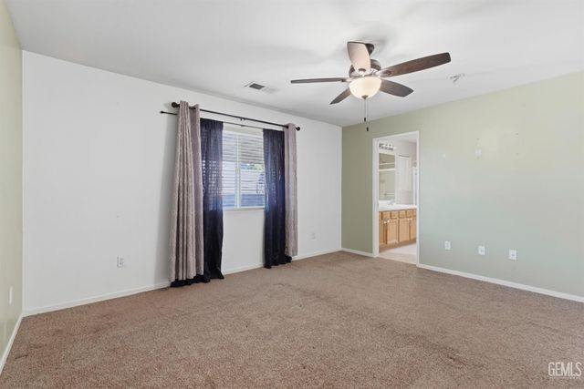 6308 Lost Peak Court, Bakersfield, CA 93311