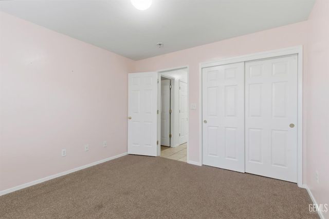 6308 Lost Peak Court, Bakersfield, CA 93311