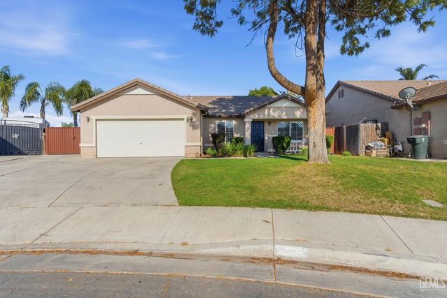 6308 Lost Peak Court, Bakersfield, CA 93311