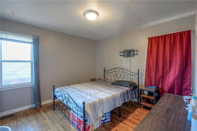 6104 E 136th Street, Grandview, MO 64030