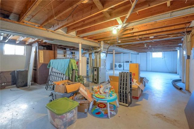 6104 E 136th Street, Grandview, MO 64030