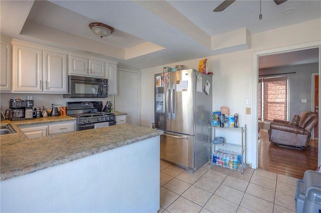 6104 E 136th Street, Grandview, MO 64030