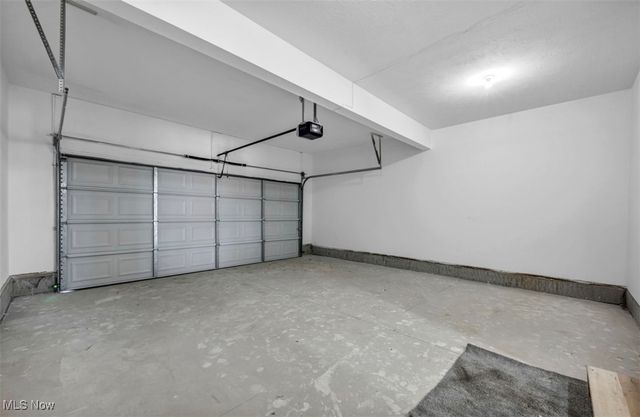 5197 milo, Maple Heights, OH 44137