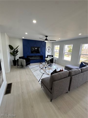 5197 milo, Maple Heights, OH 44137