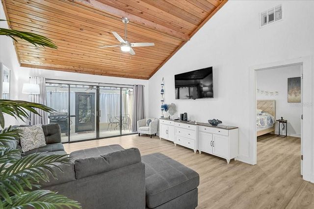 7623 4TH AVENUE W 7623, Bradenton, FL 34209