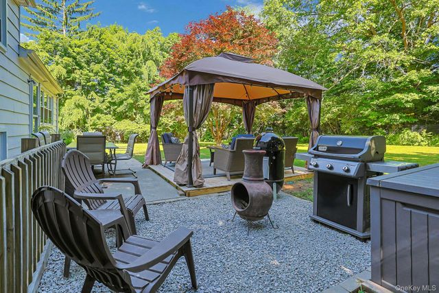 2798 Holly Drive, Yorktown Heights, NY 10598
