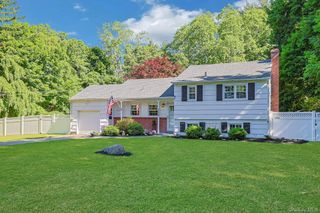 2798 Holly Drive, Yorktown Heights, NY 10598