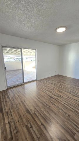 11500 Cedar Avenue D, Hawthorne, CA 90250