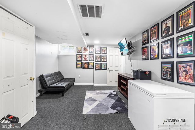 134 N CHURCH, Clifton Heights, PA 19018