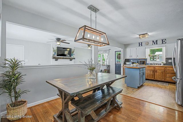 7319 Nottoway Cir, Louisville, KY 40214