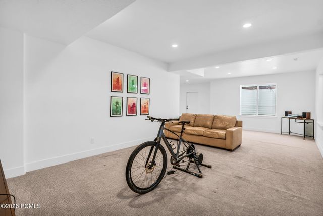 12517 N Minots Ledge Dr, Highland, UT 84003