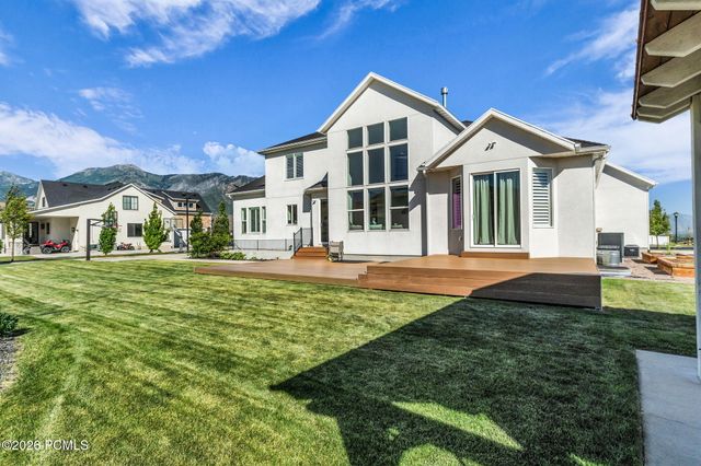 12517 N Minots Ledge Dr, Highland, UT 84003