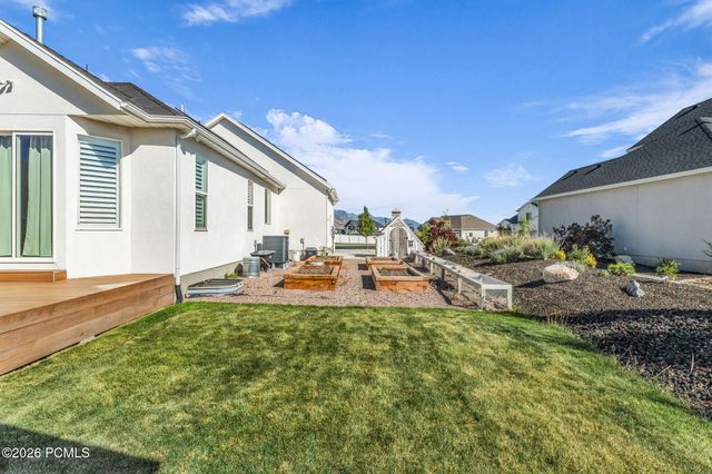 12517 N Minots Ledge Dr, Highland, UT 84003