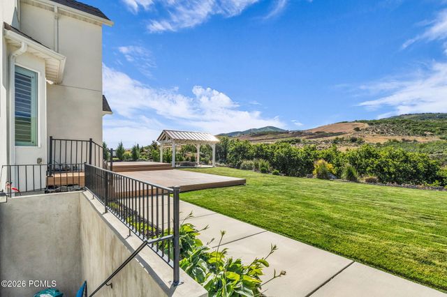12517 N Minots Ledge Dr, Highland, UT 84003