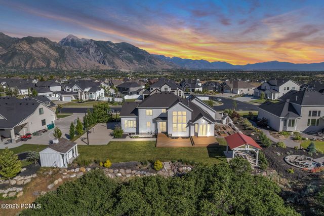 12517 N Minots Ledge Dr, Highland, UT 84003