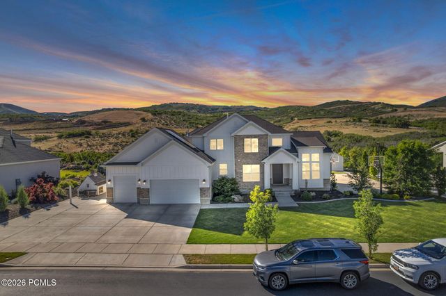 12517 N Minots Ledge Dr, Highland, UT 84003