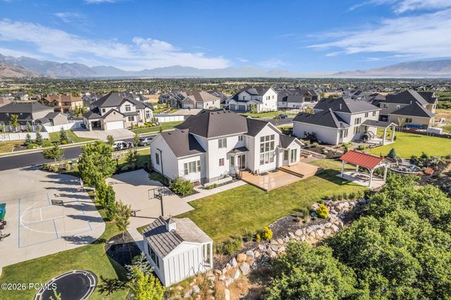 12517 N Minots Ledge Dr, Highland, UT 84003