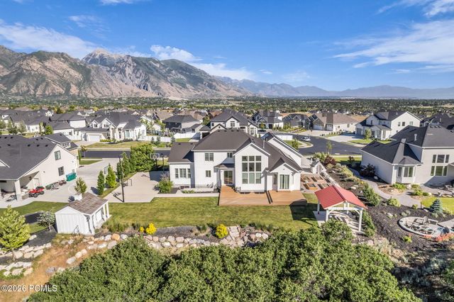 12517 N Minots Ledge Dr, Highland, UT 84003