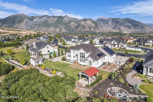 12517 N Minots Ledge Dr, Highland, UT 84003