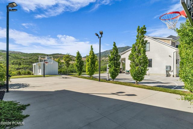 12517 N Minots Ledge Dr, Highland, UT 84003