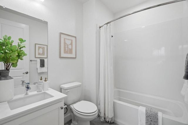 605 Cinnamon Circle, Mountain View, CA 94043
