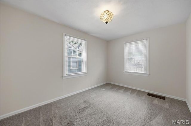 617 Lindenwood Avenue, St Charles, MO 63301