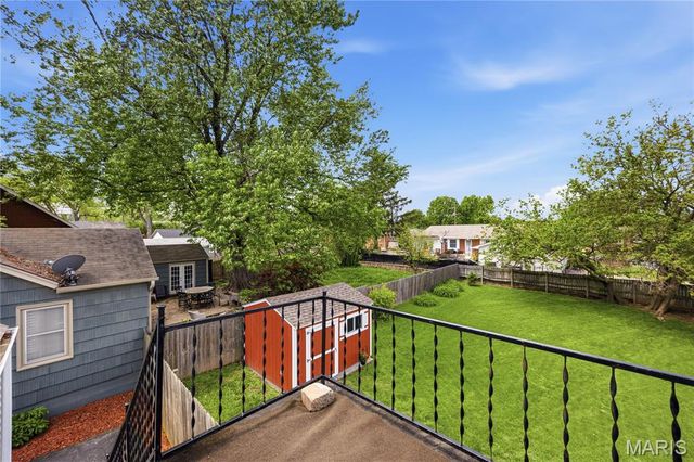 617 Lindenwood Avenue, St Charles, MO 63301