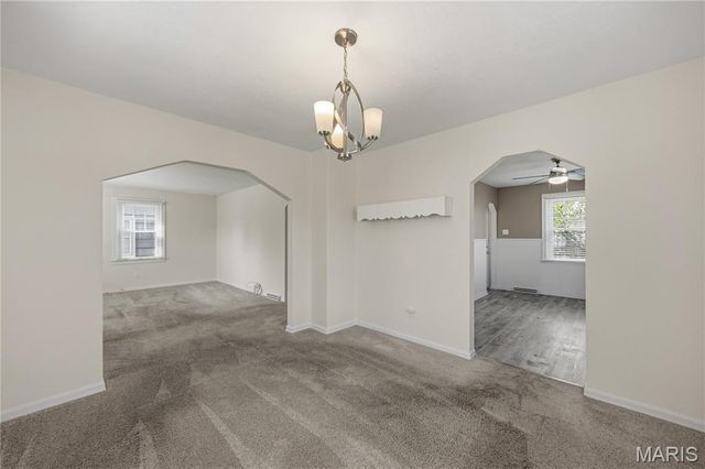 617 Lindenwood Avenue, St Charles, MO 63301