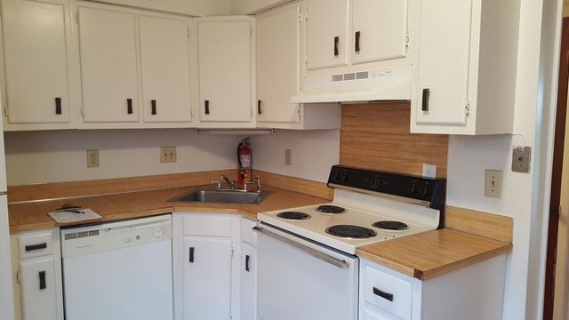 507 Parkdale Drive H, Charleston, SC 29414