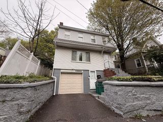 18 Pleasant St, Fitchburg, MA 01420