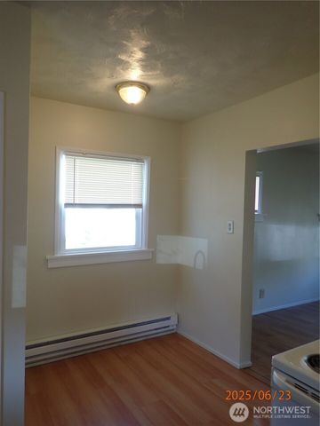 506 E 5th Street, Aberdeen, WA 98520