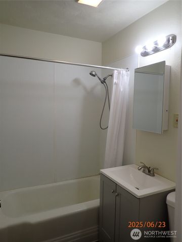506 E 5th Street, Aberdeen, WA 98520