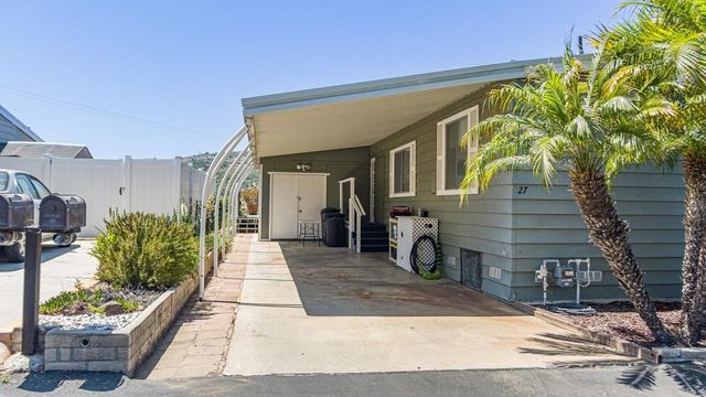 4650 Dulin Road 27, Fallbrook, CA 92028