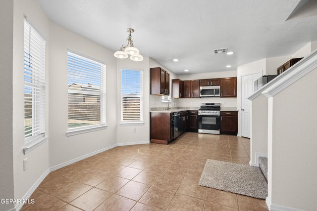 11740 LAPSTONE Way, El Paso, TX 79934