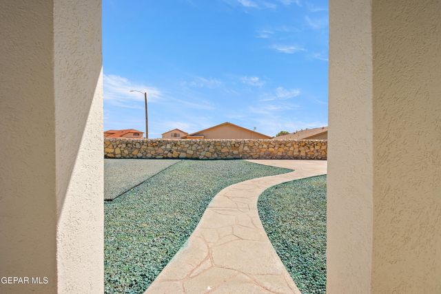 11740 LAPSTONE Way, El Paso, TX 79934