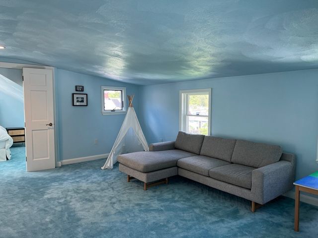 11 Garrison Road 1, Arlington, MA 02474