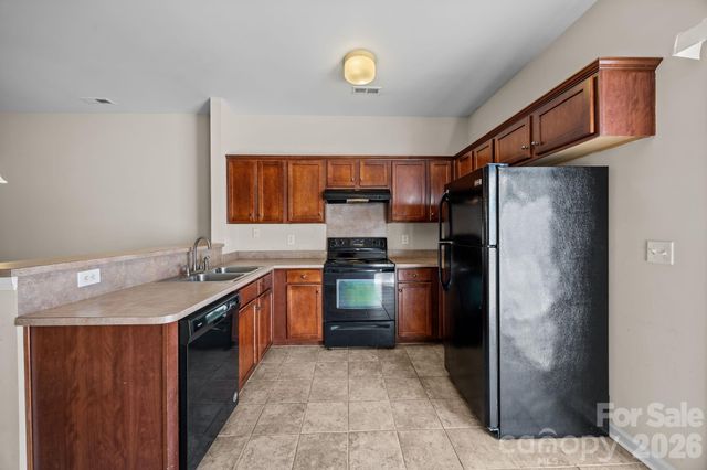 3527 Creeping Flora Lane, Charlotte, NC 28216