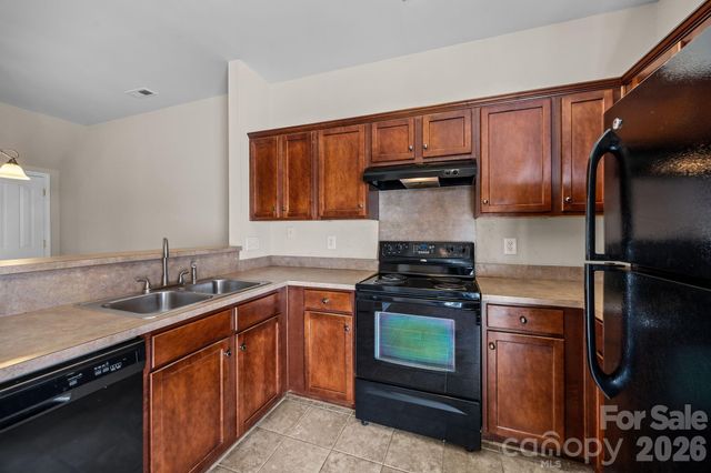 3527 Creeping Flora Lane, Charlotte, NC 28216